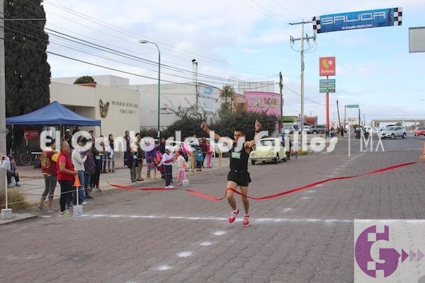 Realiza @Tu_IMSS la Segunda Carrera por la Salud en #Tequisquiapan