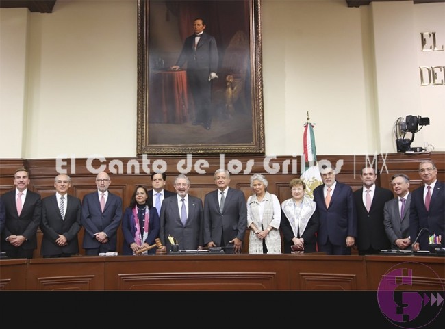 Destaca López Obrador respeto y división de poderes en reunión con ministros