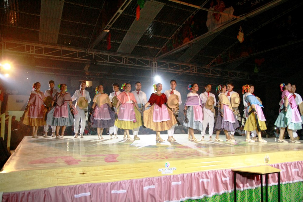 Culminó 47 Concurso Nacional de Huapango Huasteco de San Joaquín