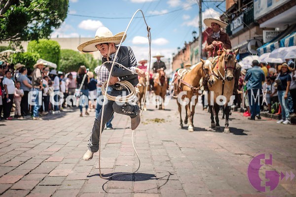 ¡Sigue la fiesta! Miles de sanjuanenses presencian y disfrutan de la Tradicional Cabalgata