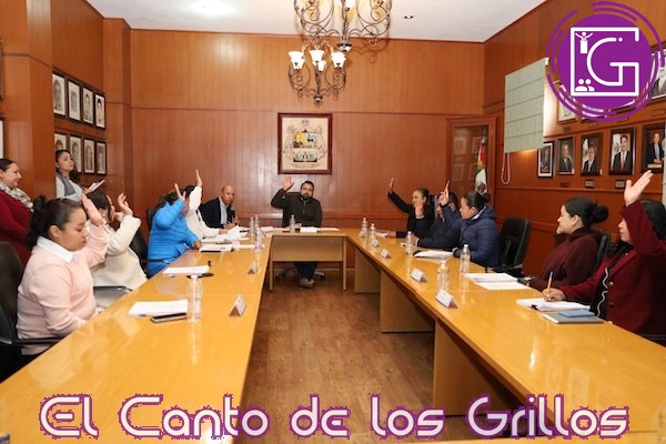 Aprueba #Colón entrega de laptops y tablets para estudiantes de preparatoria y universidad