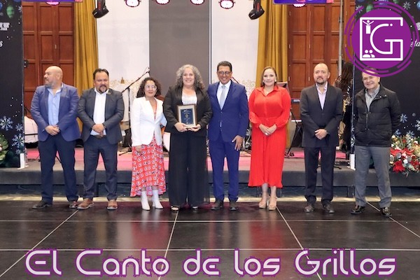 Reconoce UT San Juan reconoce a personal por años de servicio