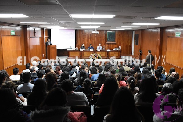 Destacan @IEEQcomunica y @UAQmx la importancia de los derechos humanos para fortalecer la #democracia