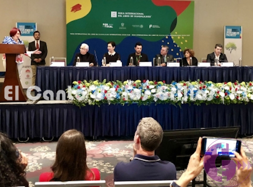 Premian al poeta Santiago Acosta en @FILGuadalajara