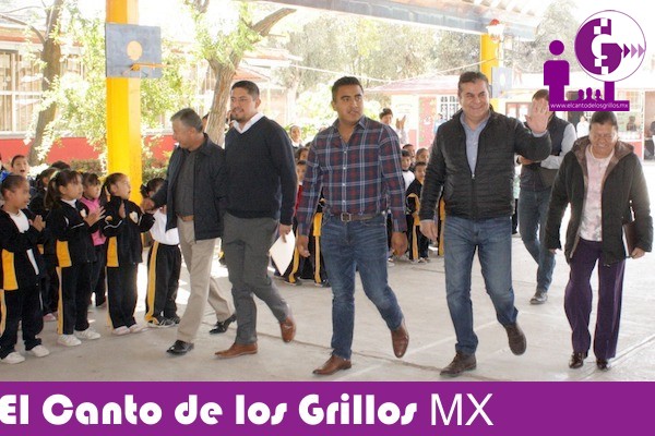 Reciben equipo de cómputo en primaria de #Tequisquiapan