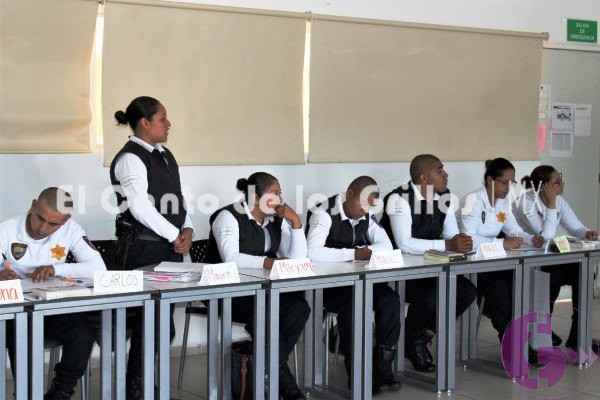 Aspirantes a policía preventivo reciben formación inicial en primer respondiente bajo el Modelo #Querétaro