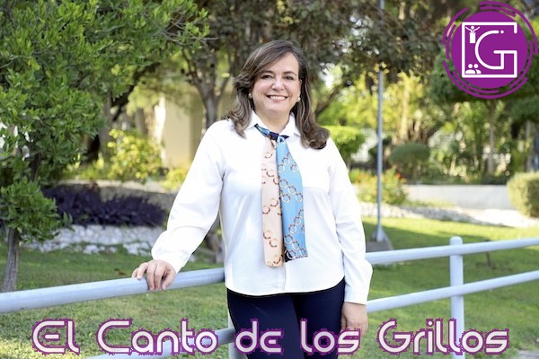 20 de febrero, primer informe de rectora UAQ