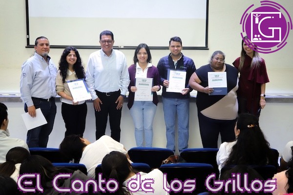 Reconoce UT San Juan labor de docentes de su Centro de Idiomas