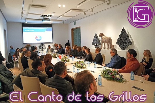 Fortalece #Querétaro alianzas turísticas internacionales en Fitur 2025