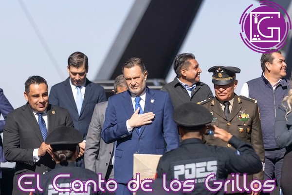 Entrega Kuri patrullas y equipamiento a corporaciones policiales