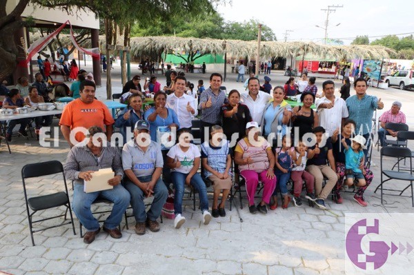 Reconoce Toño Macías la unidad del barrio Nuevo San Isidro en #SJR