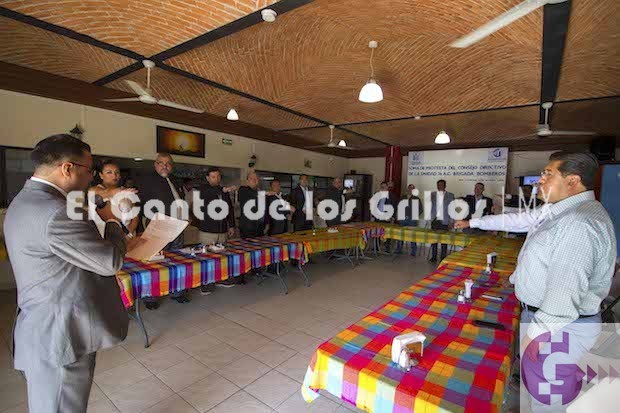 #EstoEsNoticia >>> Toman protesta a Bomberos Unidad 36 en #SJR