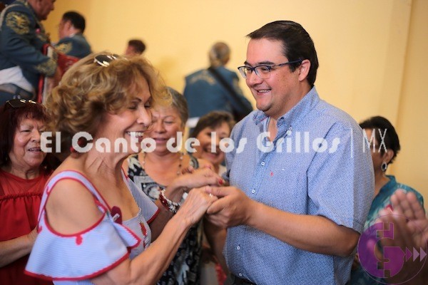 Celebran a mamás del Centro de Día del Adulto Mayor de #SJR
