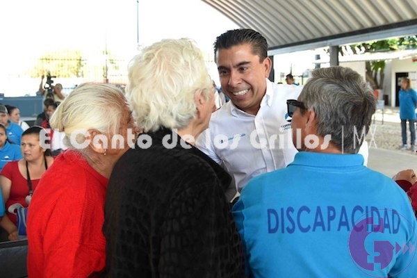 Todos los días trabajamos para que #Corregidora sea el mejor municipio del estado: @RobertSosaP