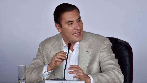 Firmas que lleva Margarita yo las consigo en #Puebla en una semana: @RafaMorenoValle