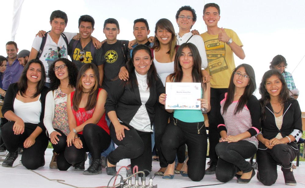 Premian a ganadores del 4to. Encuentro Cultural Somos UAQ