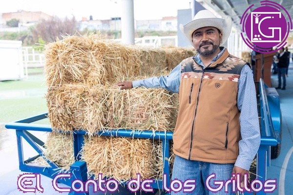 Entrega Kuri 192 toneladas de forraje a productores sanjuanenses