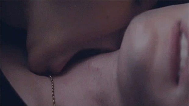 Murió por un chupetón que le hizo su novia