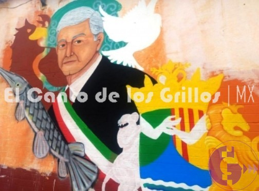 Embellecen fachadas en localidad donde nació López Obrador