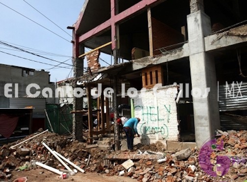 A un año del sismo, continúa reconstrucción del mercado en #Juchitán