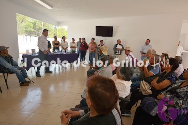 Reitera @TonoMejiaLira su compromiso y apoyo a los adultos mayores tequisquiapenses