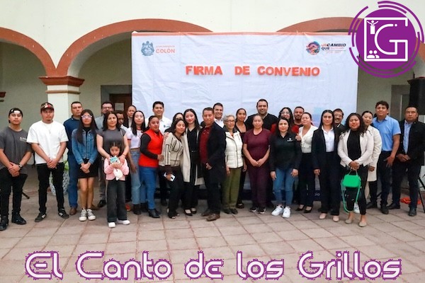 Abandera Trueba a estudiantes que cursarán en universidades de Colombia