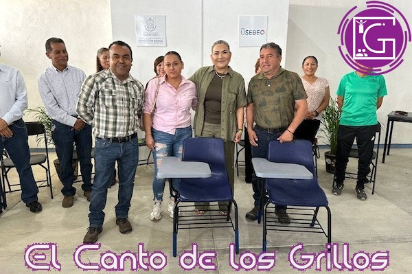 Dotan de mobiliario educativo a 37 escuelas de #Jalpan