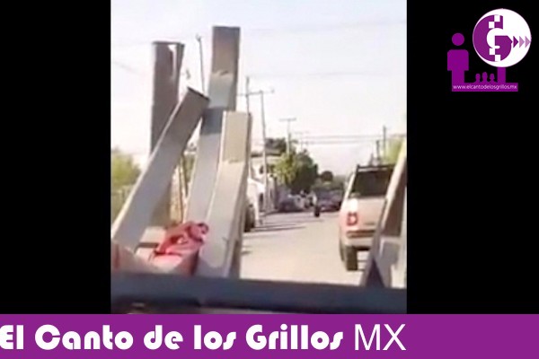 Realizan bloqueos y emboscan a policías en #Tamaulipas