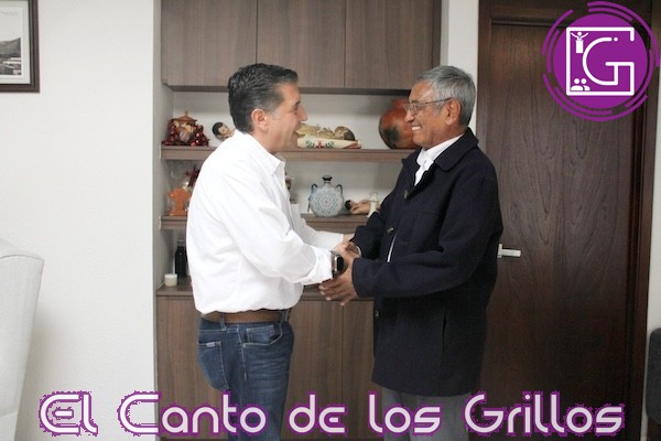 Recibe obispo Fidencio López Plaza a Chema Tapia