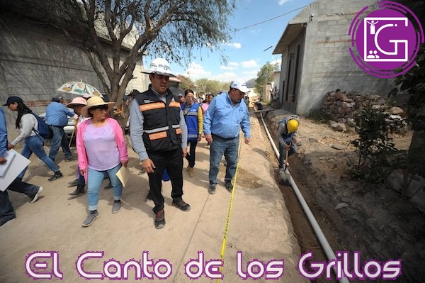 Supervisa Roberto Cabrera obras en Las Águilas y Ampliación Banthí sección III