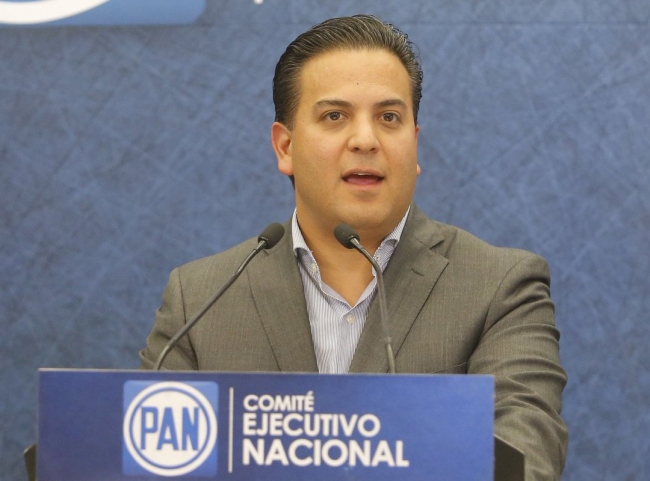 PAN: #AMLO ofrece saltos al pasado; busca voto corporativo de la CNTE