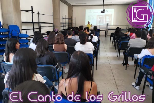 Reciben alumnos de Bachilleres UAQ pláticas sobre igualdad de género