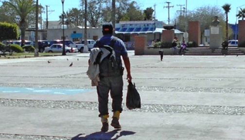 Connacionales deportados, tratados peor que delincuentes en EU