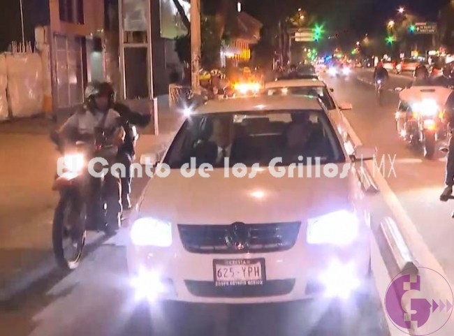 Llega López Obrador a Hotel Hilton Reforma