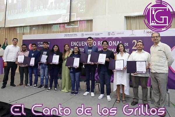 Presentan estudiantes UAQ proyectos de ciberdemocracia