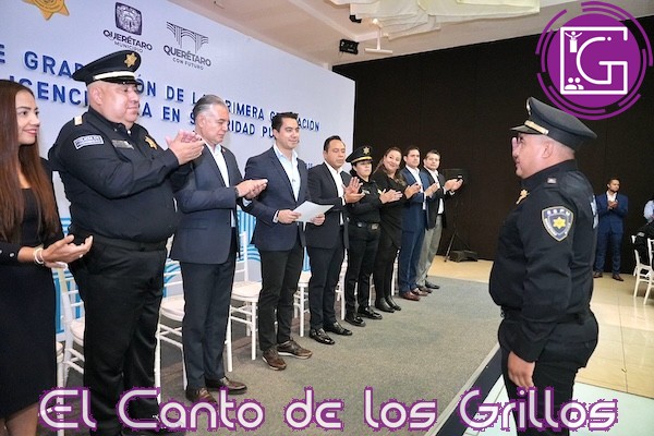 Celebra Felifer Macías graduación de 1ª Generación de la Licenciatura en Seguridad Pública