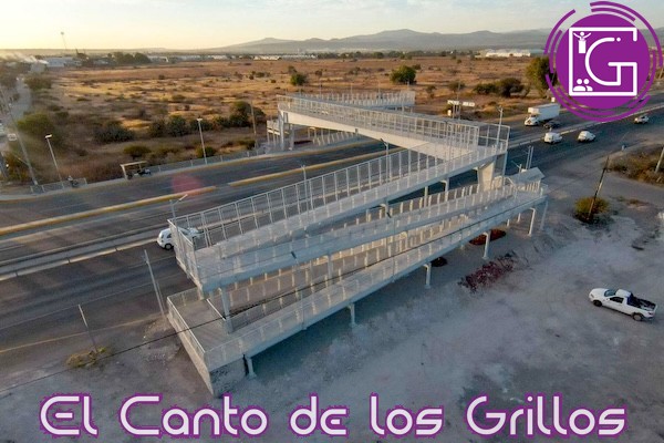 Entregó Chepe Guerrero el puente peatonal La Vida