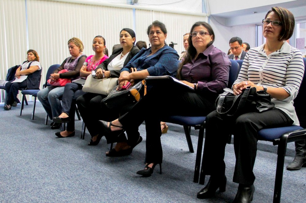 UAQ e INE realizan jornada en torno a la participación política de las mujeres