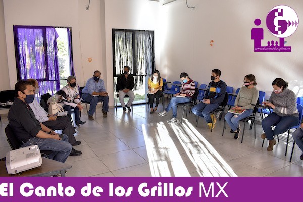 Rectora de @UAQmxQ sostiene mesas de trabajo con Campus serranos