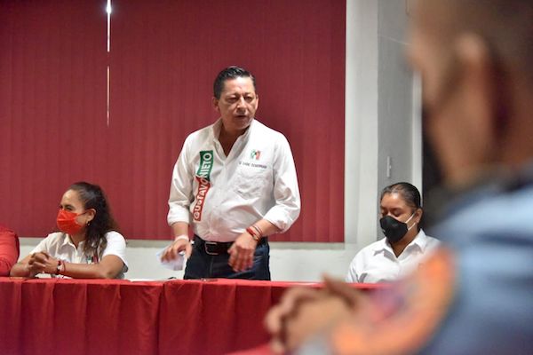 Bomberos tendrán todo mi apoyo: Gustavo Nieto