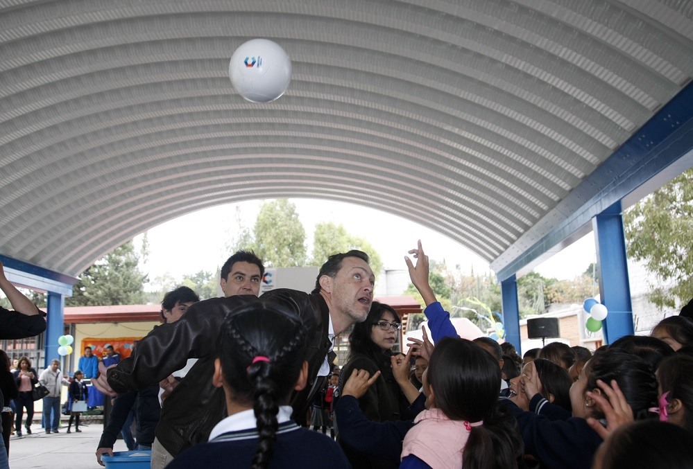 Entrega Kuri arcotecho en El Jaral