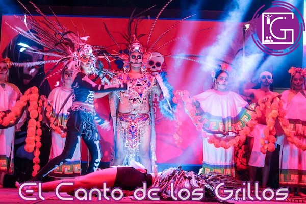 Familias sanjuanenses disfrutan espectáculos del Festival de Día de Muertos en Plaza Independencia