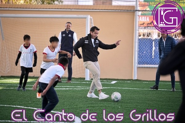 Entrega Felifer nueva cancha y techado en primaria de Santa Rosa Jáuregui