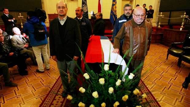 Rinden homenaje a Neruda en exsede del Congreso Nacional