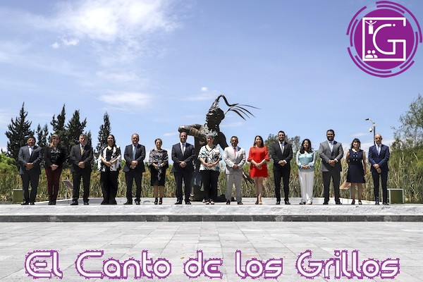 Rinden protesta 14 directores de la UAQ