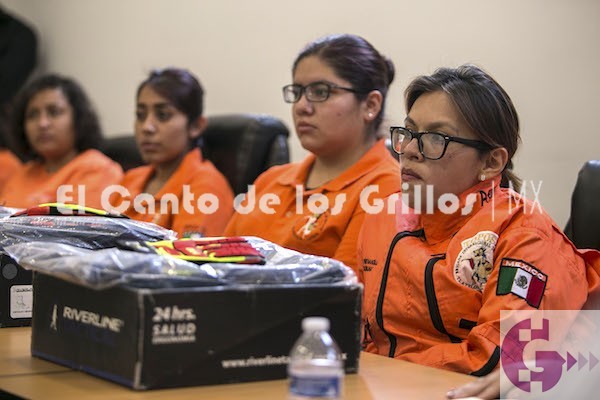 Reconoce gobierno a Topos de San Juan del Río por su asistencia humanitaria