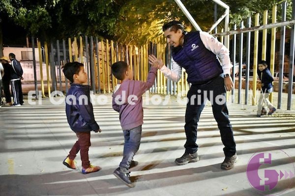 Gobiernos necesitamos estar también en las calles: @RobertSosaP