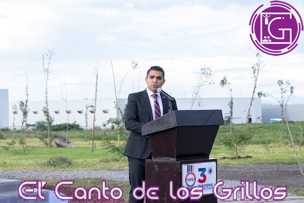 Presenta rector de UPQ Tercer Informe de Resultados
