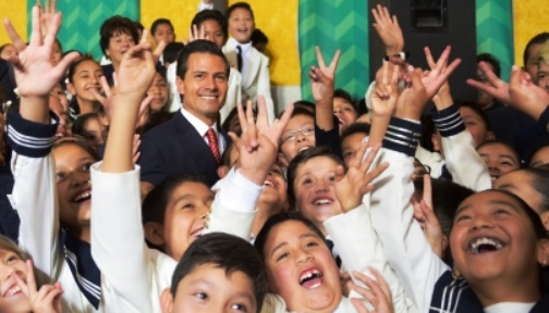 Primero educación, luego diálogo: @EPN