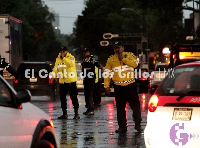 Granizada complica tránsito en carreteras México-Toluca y Picacho-Ajusco